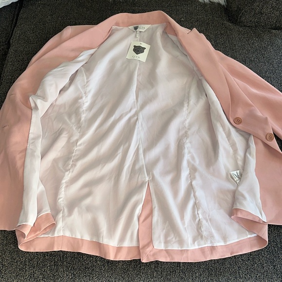 LITA by Ciara 2 Button Blazer in Lotus Blush Pink Nude Pink Size Medium NWT - Picture 8 of 16